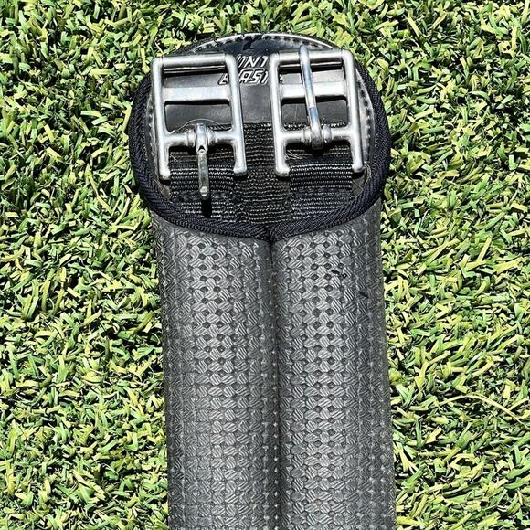 Wintec Elastic Dressage Girth 31” Black Color Horse Equestrian Equine - Picture 2 of 7